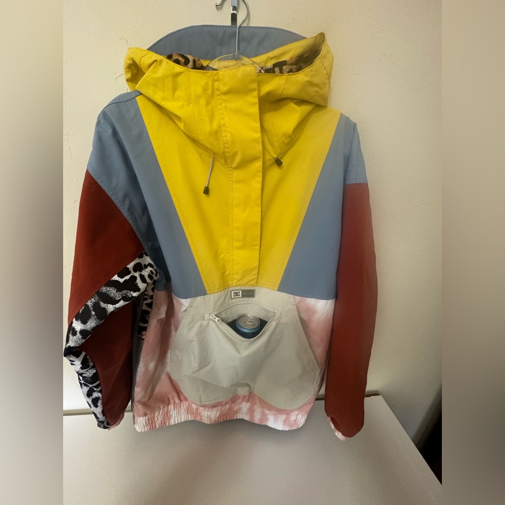 DC colorful Snow Jacket - Picture 3 of 11